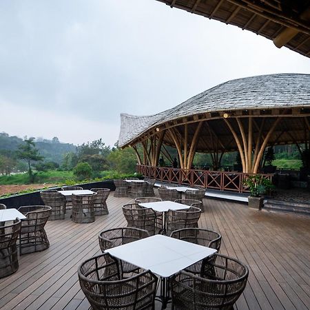 Timbertales Luxury Resort Coorg 马迪凯里 外观 照片