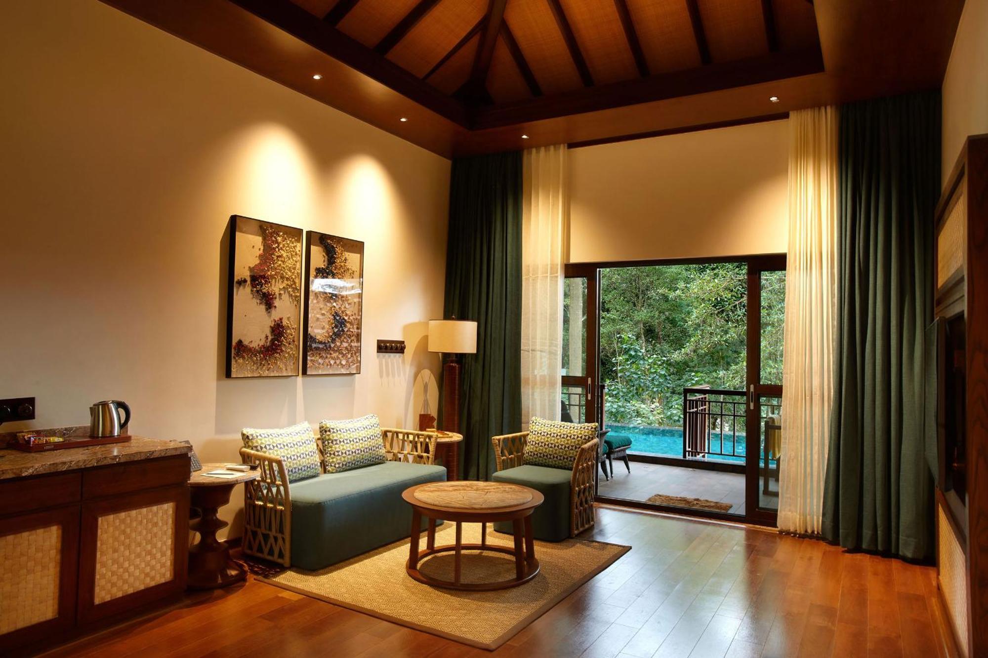 Timbertales Luxury Resort Coorg 马迪凯里 外观 照片