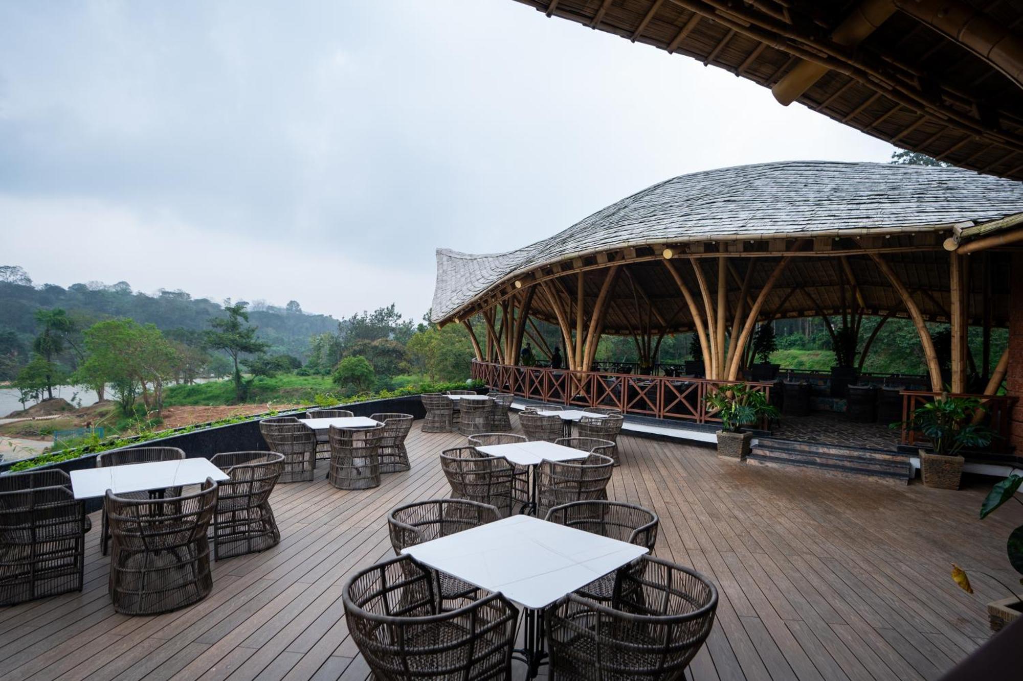 Timbertales Luxury Resort Coorg 马迪凯里 外观 照片